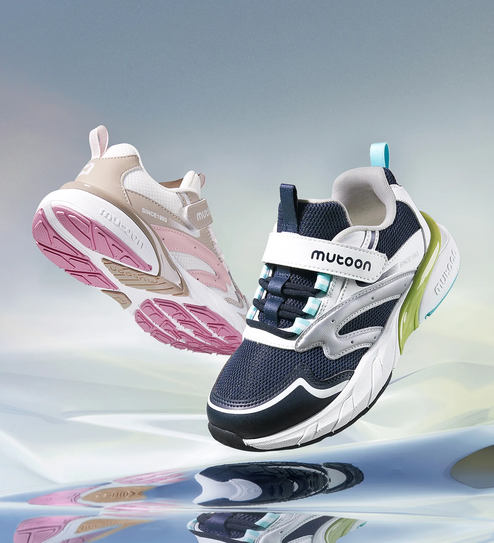 MUTOON trainers with sculpted soles